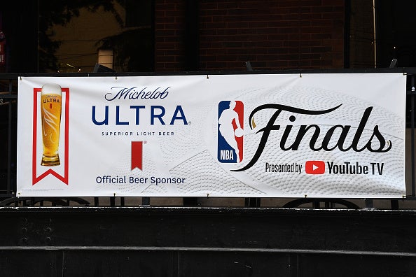 Sponsorship Sector Report – Alcoholic Beverages – Americas 2025 standard reports